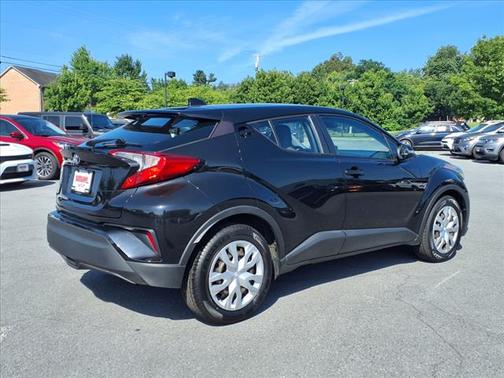2021 Toyota C-HR LE