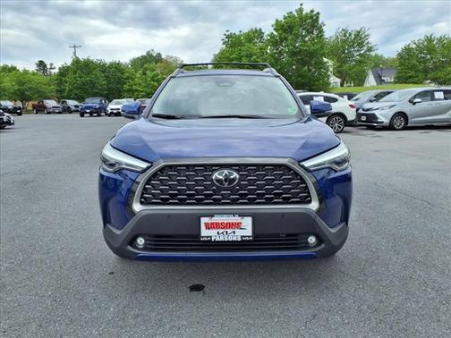 2024 Toyota Corolla Cross XLE