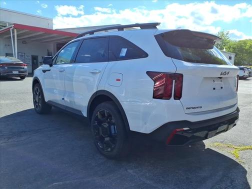 Glacial White Pearl 2026 Kia Sorento SX