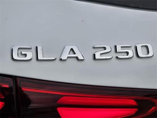 2025 Mercedes-Benz GLA 250 4MATIC
