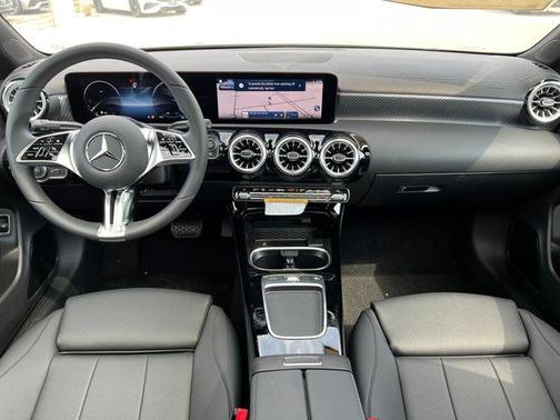 2025 Mercedes-Benz CLA 250 4MATIC