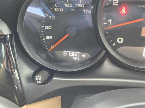 2020 Porsche Macan Base