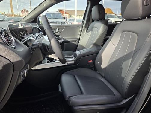 2024 Mercedes-Benz GLB 250 4MATIC