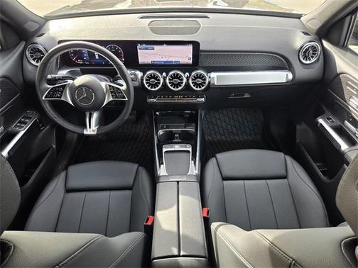 2024 Mercedes-Benz GLB 250 4MATIC