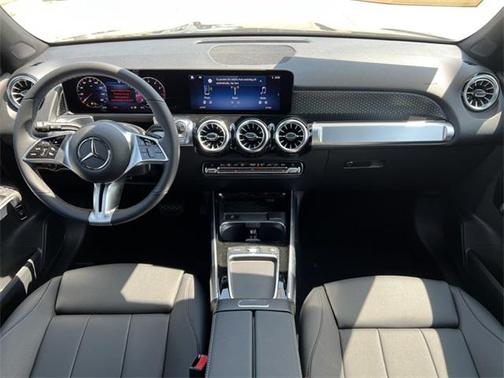 2024 Mercedes-Benz GLB 250 4MATIC