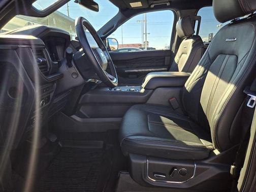 2024 Ford Expedition Max Platinum