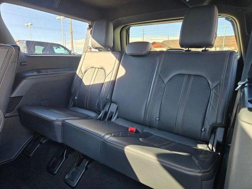 2024 Ford Expedition Max Platinum