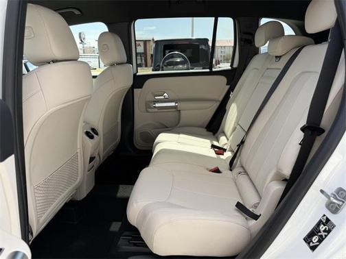 2025 Mercedes-Benz GLB 250 4MATIC