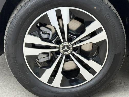 Night Black 2025 Mercedes-Benz GLB 250 4MATIC