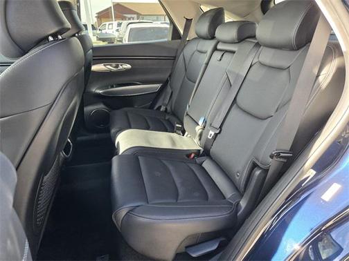 2022 Genesis GV70 2.5T AWD