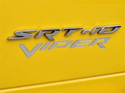 2005 Dodge Ram 1500 SRT-10