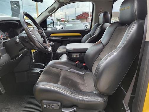 2005 Dodge Ram 1500 SRT-10