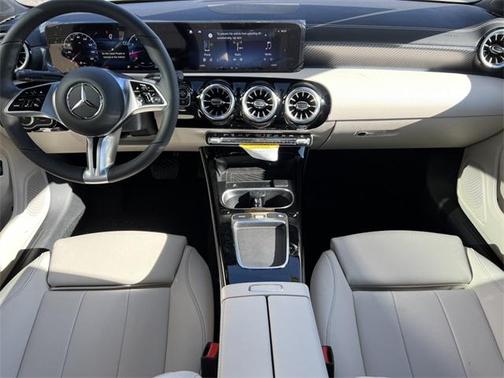 2025 Mercedes-Benz CLA 250 4MATIC