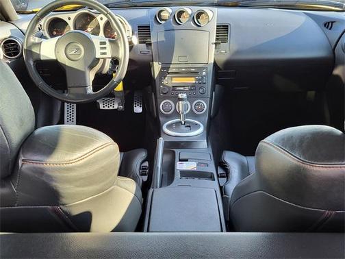 2005 Nissan 350Z Anniversary Edition
