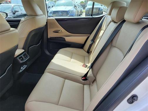 2021 Lexus ES 350 Base
