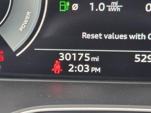 2022 Audi Q5 e 55 S line Prestige