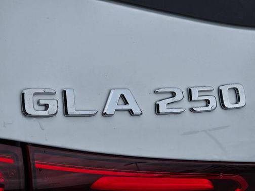2025 Mercedes-Benz GLA 250 4MATIC