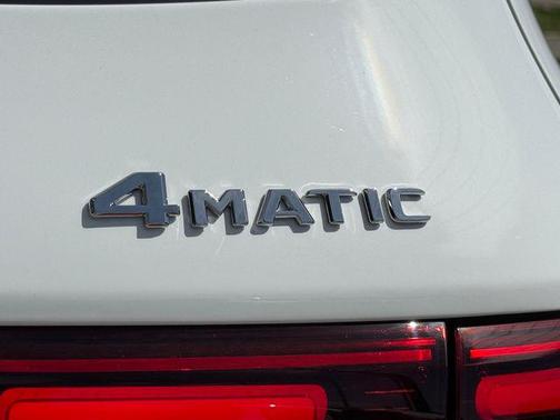 2025 Mercedes-Benz GLB 250 4MATIC