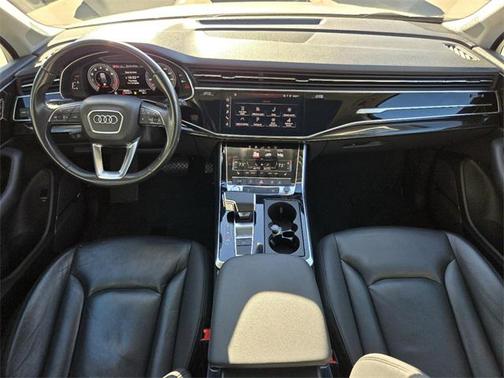 2020 Audi Q7 55 Premium Plus