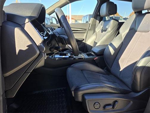 2022 Audi SQ5 3.0T Premium