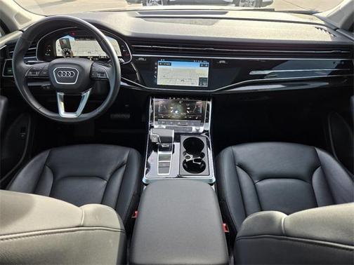 2022 Audi Q7 55 Premium Plus