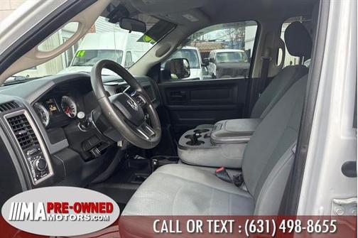 2015 RAM 2500 4WD Crew Cab 149' Tradesman