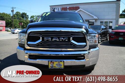 2017 RAM 2500 Tradesman 4x4 Crew Cab 8'' Box 6.7 DIESEL