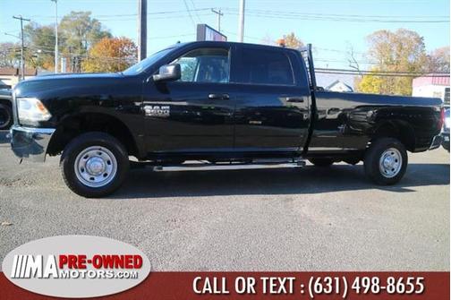 2017 RAM 2500 Tradesman 4x4 Crew Cab 8'' Box 6.7 DIESEL