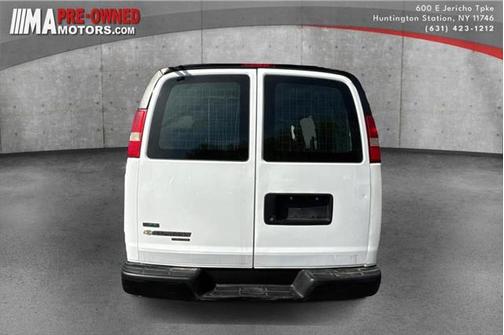 2011 Chevrolet Express 2500 RWD 2500 135' well maintained