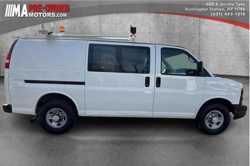 2011 Chevrolet Express 2500 RWD 2500 135' well maintained