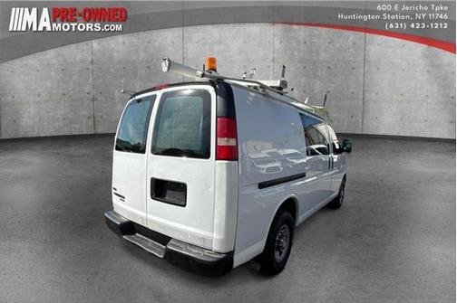 2011 Chevrolet Express 2500 RWD 2500 135' well maintained