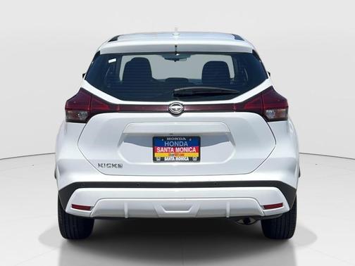 Fresh Powder 2023 Nissan Kicks S