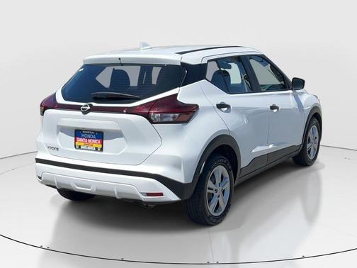 Fresh Powder 2023 Nissan Kicks S