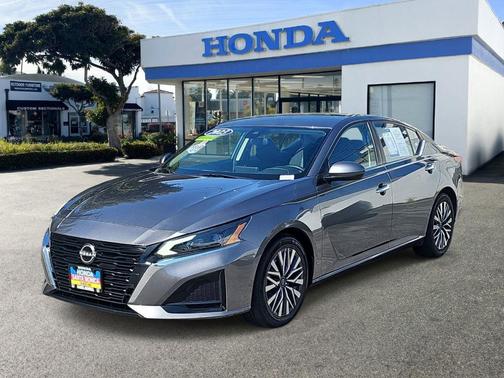 Gun Metallic 2023 Nissan Altima 2.5 SV