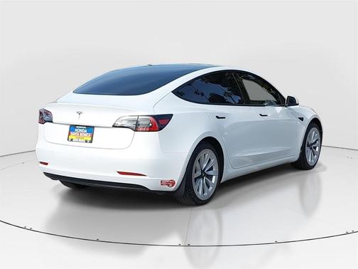 2022 Tesla Model 3 Base