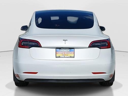 2022 Tesla Model 3 Base