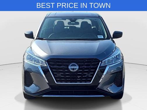 Gun Metallic 2023 Nissan Kicks S