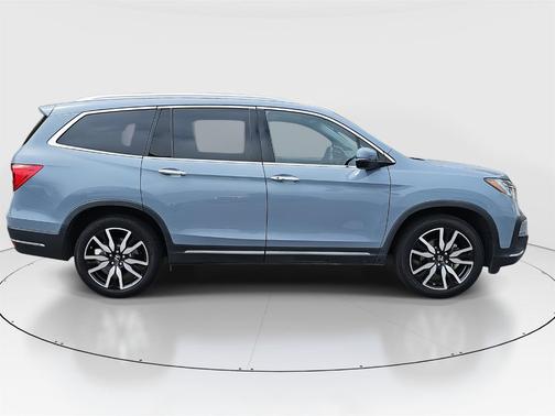 2022 Honda Pilot Touring 7-Passenger