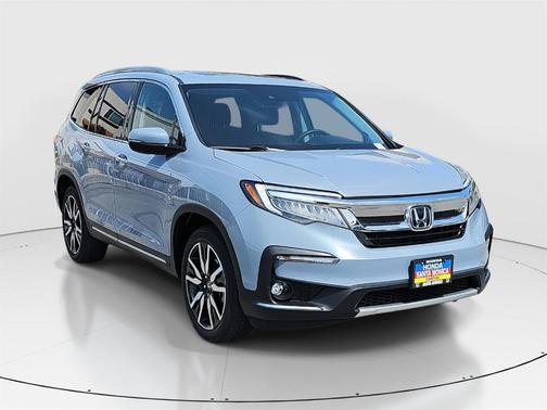 2022 Honda Pilot Touring 7-Passenger