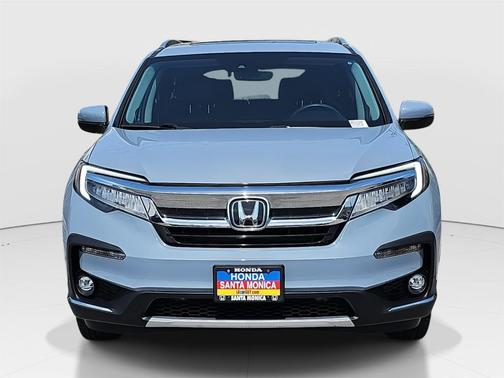 2022 Honda Pilot Touring 7-Passenger