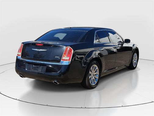 2013 Chrysler 300C Base