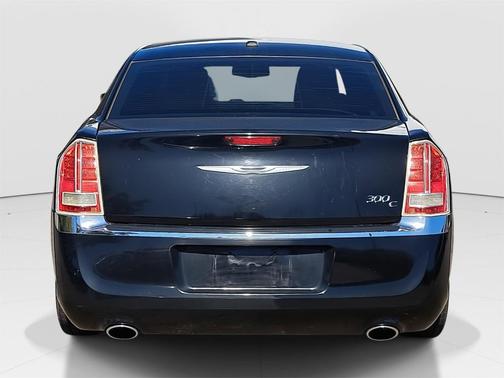 2013 Chrysler 300C Base