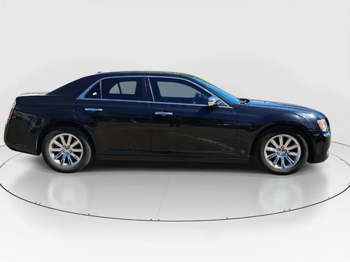 2013 Chrysler 300C Base