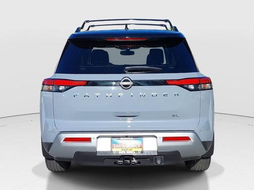Gray 2 Tone 2022 Nissan Pathfinder SL