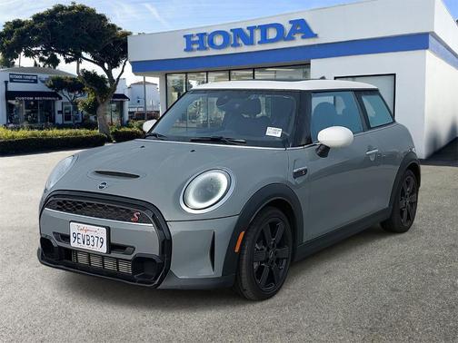 2023 MINI Hardtop Cooper