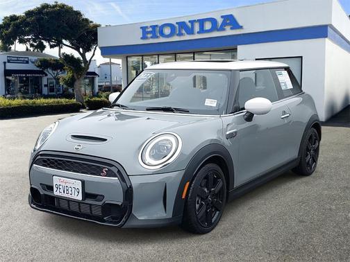 2023 MINI Hardtop Cooper