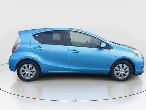 2014 Toyota Prius c Four