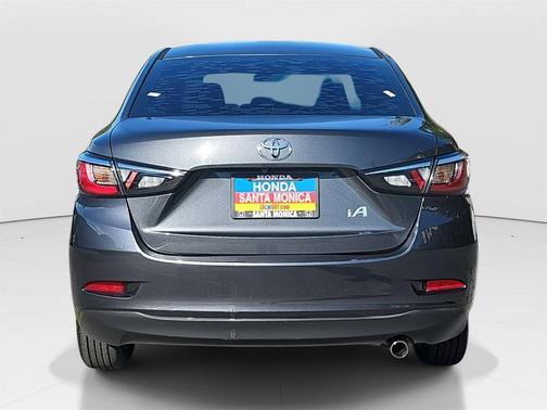 2017 Toyota Yaris iA Base