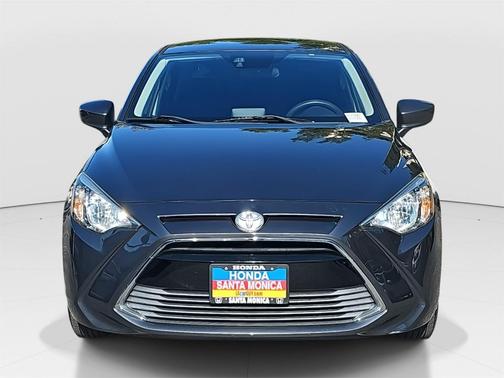 2017 Toyota Yaris iA Base