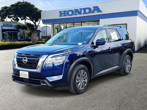 Deep Ocean Blue 2025 Nissan Pathfinder SV